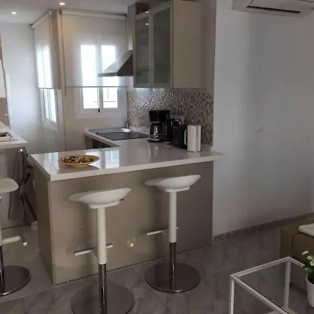 Near 2-bed In Centrum * Fuengirola
